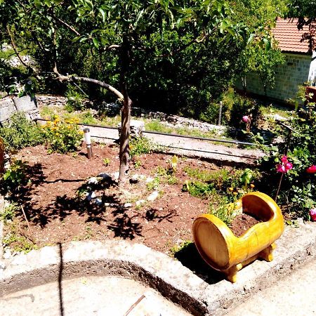 Country House "Lipa" Komarno Virpazar Exterior foto